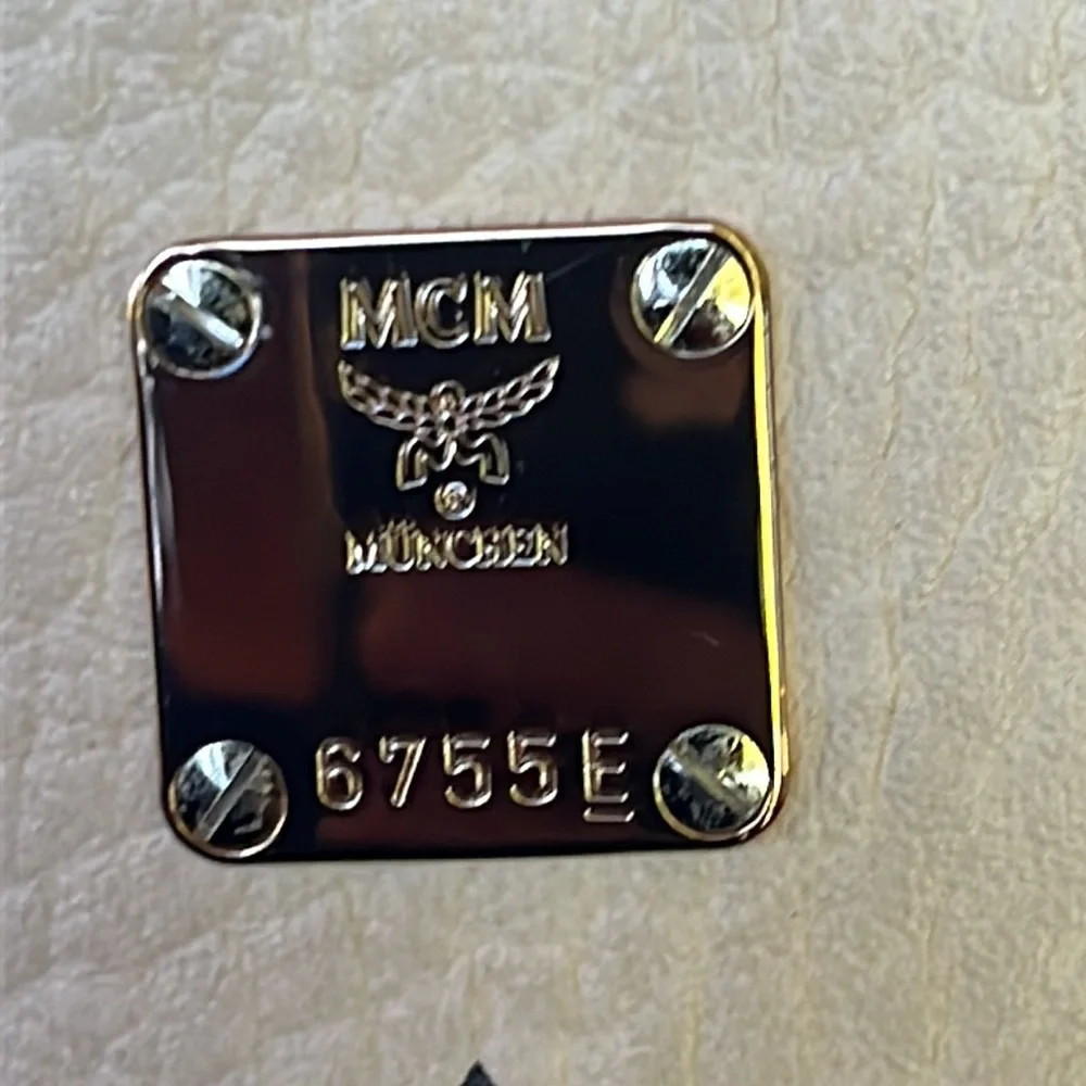 MCM Small Backpack - Firm price - Picture 3 of 17